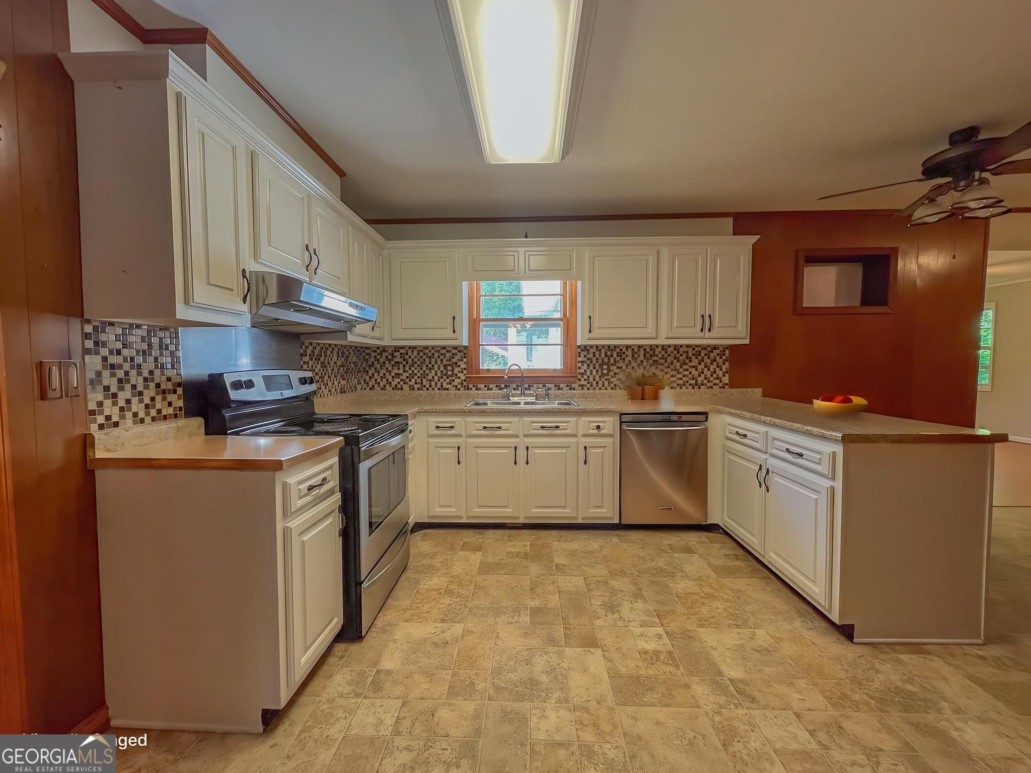 3 bedroom, 2 bathroom, 1,772 sq ft single family residence for sale at 307 Brookdale Drive, Dublin, GA 31021 — photo 6
