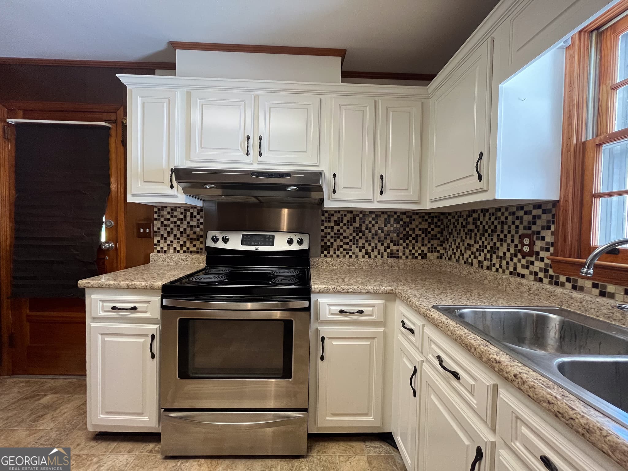 3 bedroom, 2 bathroom, 1,772 sq ft single family residence for sale at 307 Brookdale Drive, Dublin, GA 31021 — photo 8