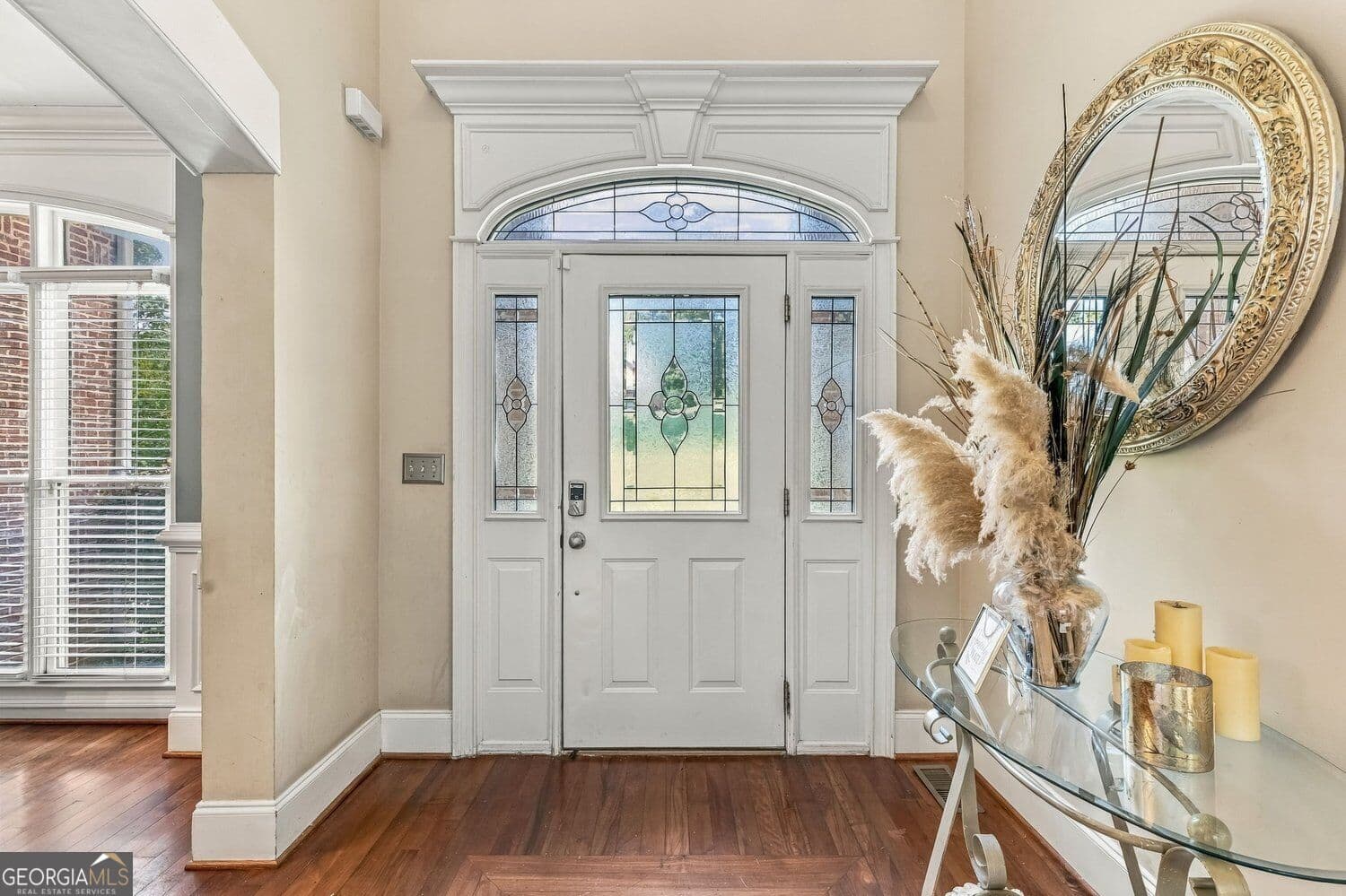 6 bedroom, 3 bathroom, 4,583 sq ft single family residence for sale at 4024 Herron Trail, Atlanta, GA 30349 — photo 2