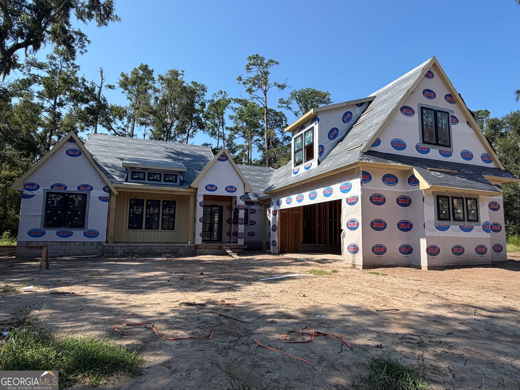 4 bedroom, 3.5 bathroom, 2,964 sq ft single family residence for sale at 130 Canopy Lane, St. Simons, GA 31522 — photo 2