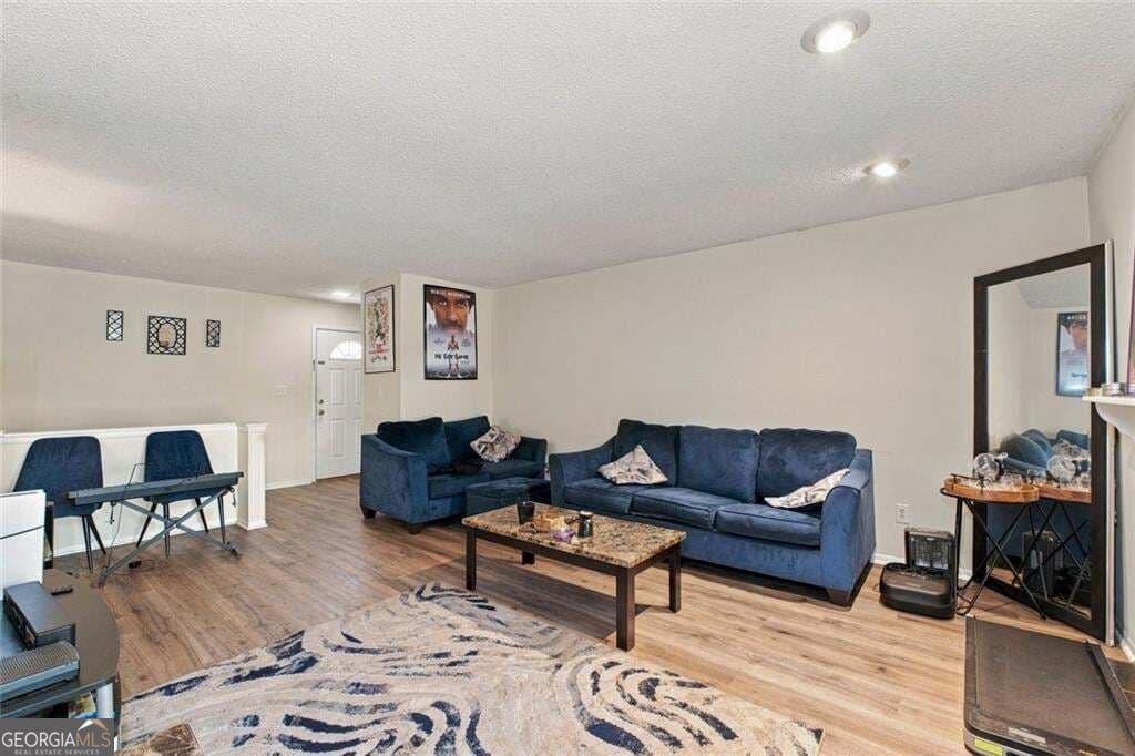 2 bedroom, 2 bathroom, 1,404 sq ft condominium for sale at 27 Doranne Court 27, Smyrna, GA 30080 — photo 9