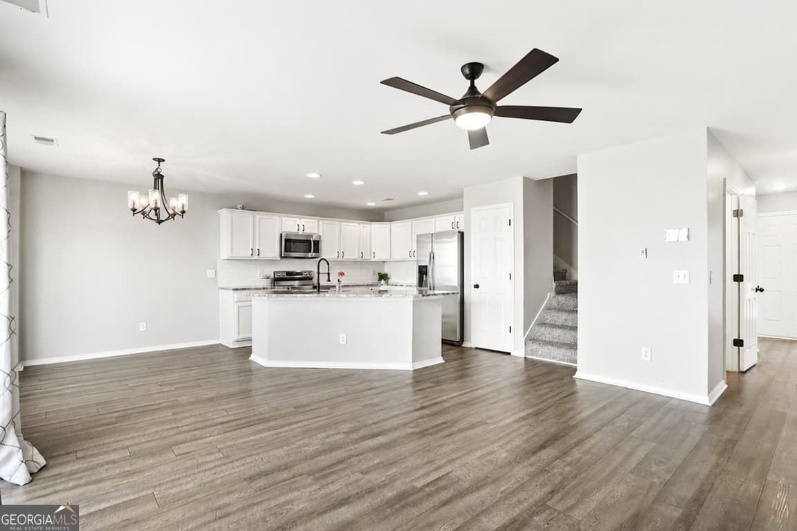 4 bedroom, 3.5 bathroom, 1,838 sq ft townhouse for sale at 91 Fairgreen Street, Savannah, GA 31407 — photo 6