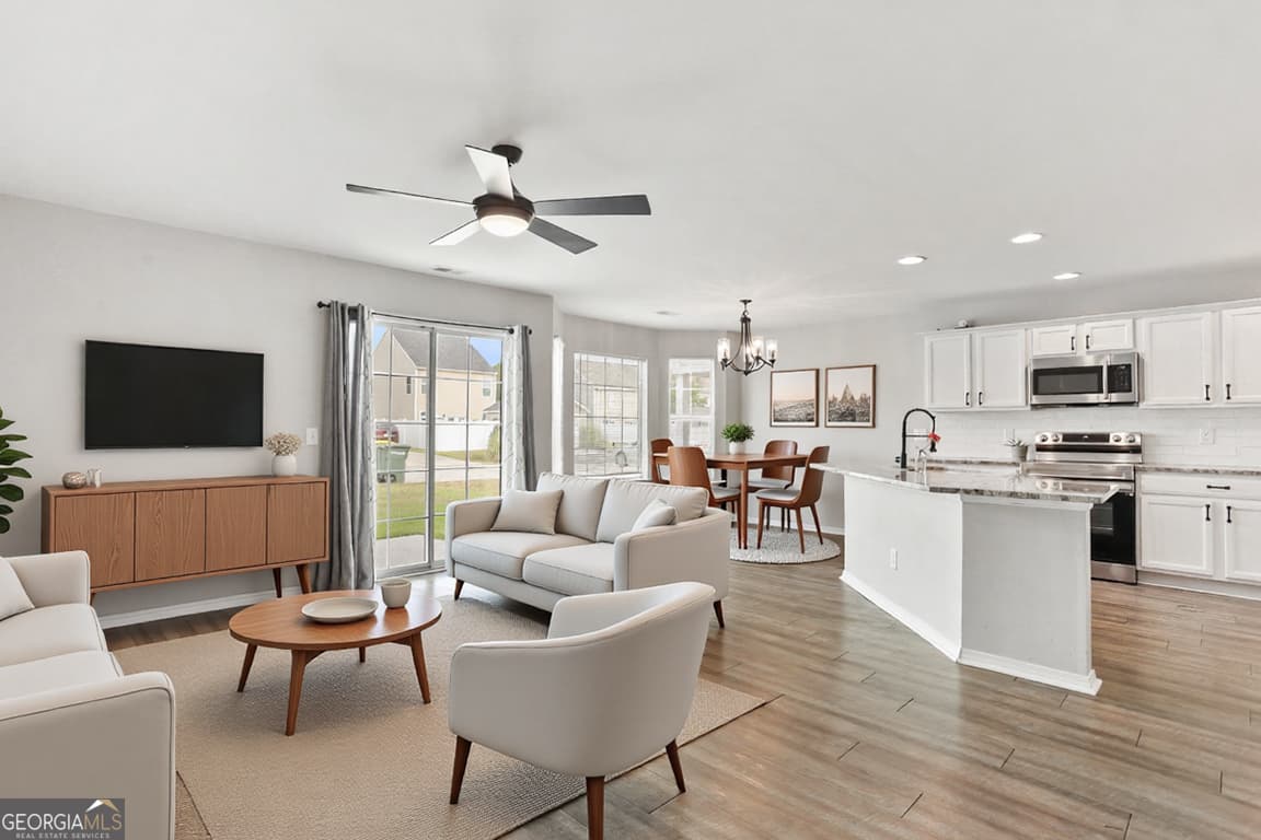 4 bedroom, 3.5 bathroom, 1,838 sq ft townhouse for sale at 91 Fairgreen Street, Savannah, GA 31407 — photo 4