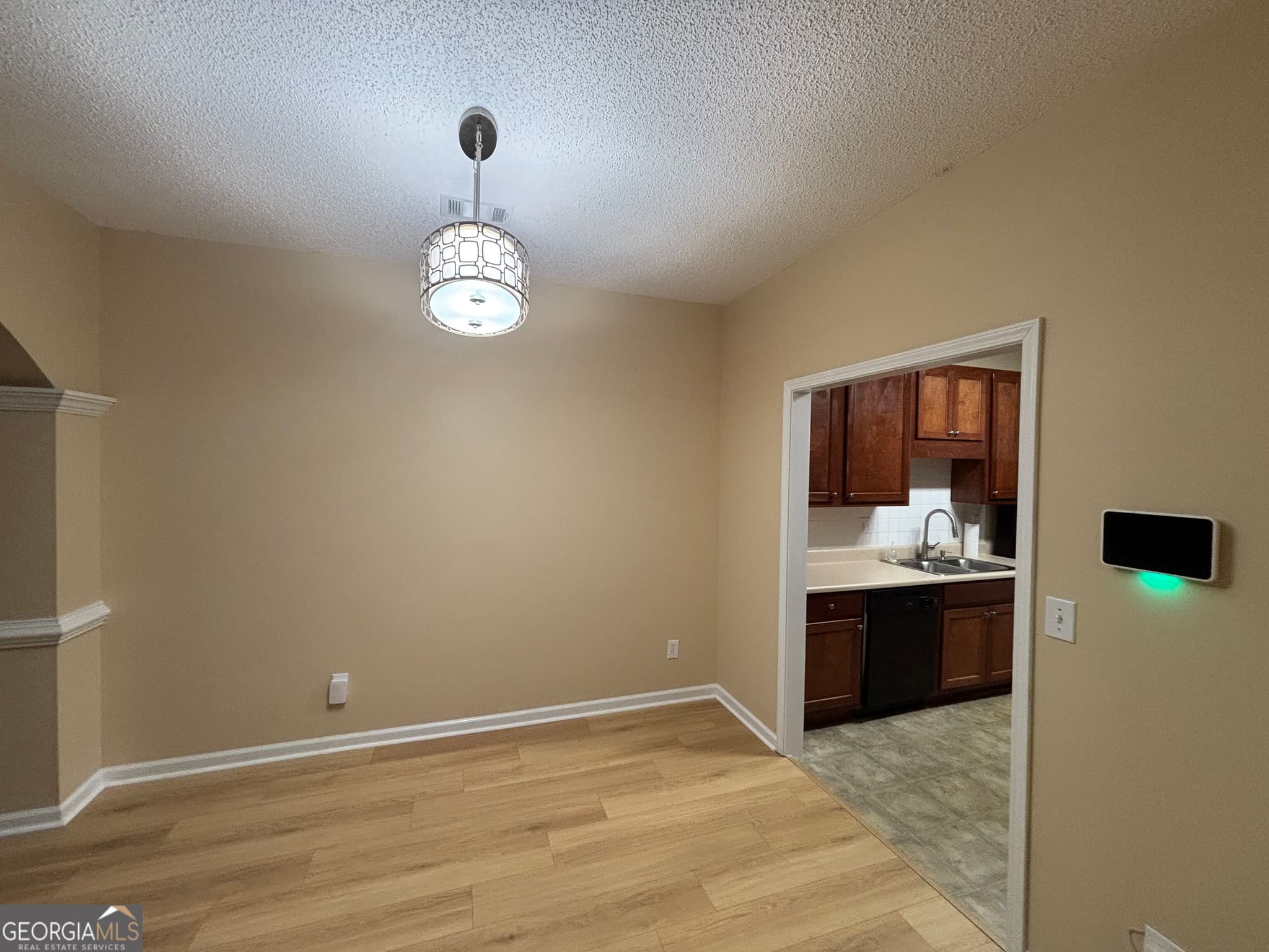 3 bedroom, 2.5 bathroom, 1,588 sq ft townhouse for rent at 3386 Hidden Stream Court, Stockbridge, GA 30281 for $1,700 a month — photo 3