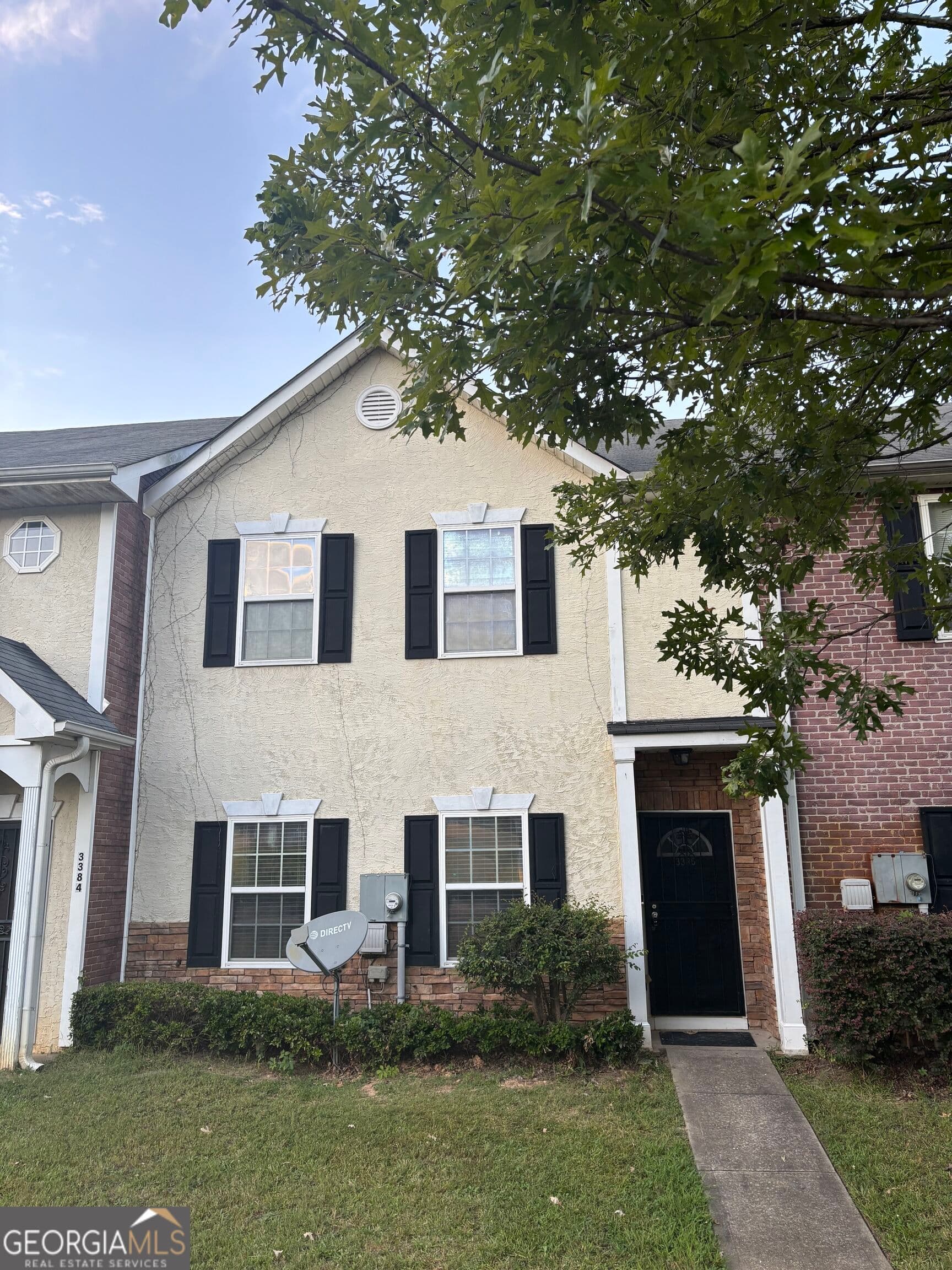 3 bedroom, 2.5 bathroom, 1,588 sq ft townhouse for rent at 3386 Hidden Stream Court, Stockbridge, GA 30281 for $1,700 a month — photo 1 of 13