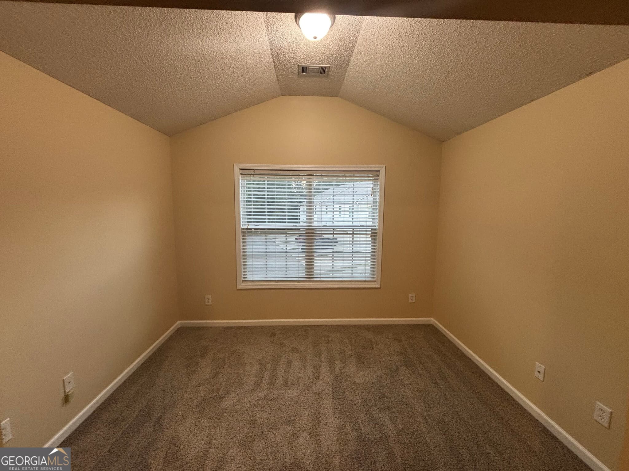 3 bedroom, 2.5 bathroom, 1,588 sq ft townhouse for rent at 3386 Hidden Stream Court, Stockbridge, GA 30281 for $1,700 a month — photo 9