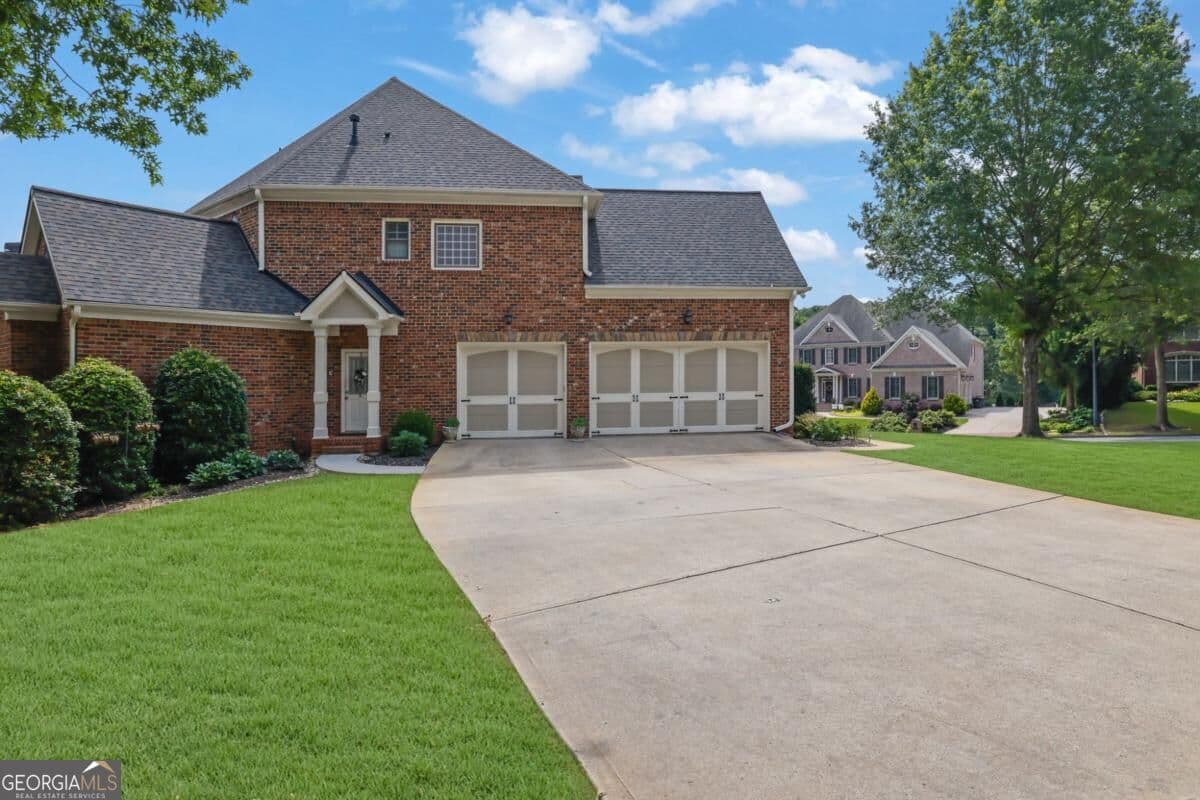 5 bedroom, 5 bathroom single family residence for sale at 6293 Fernstone Trail, Acworth, GA 30101 — photo 3