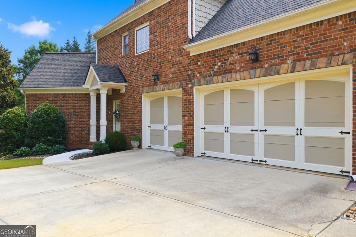 5 bedroom, 5 bathroom single family residence for sale at 6293 Fernstone Trail, Acworth, GA 30101 — photo 4