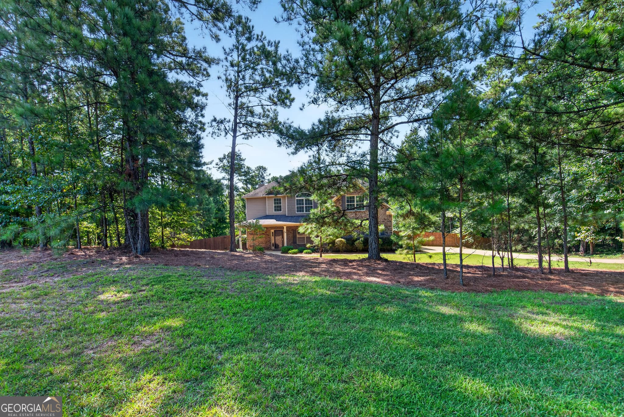 6 bedroom, 3.5 bathroom, 3,480 sq ft single family residence for sale at 59 Claudette Court, Waverly Hall, GA 31831 — photo 2