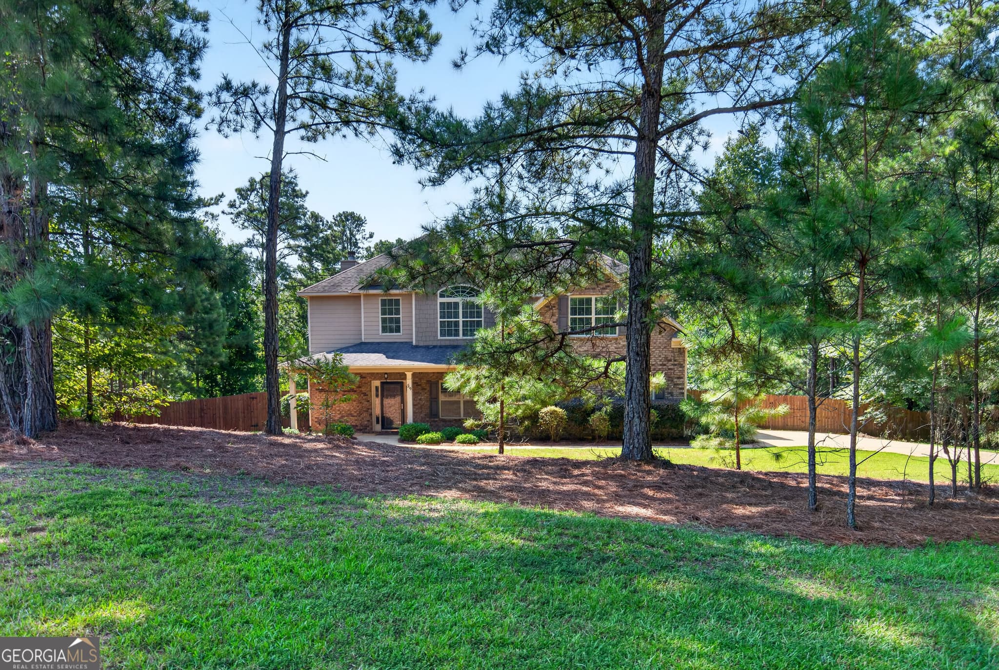 6 bedroom, 3.5 bathroom, 3,480 sq ft single family residence for sale at 59 Claudette Court, Waverly Hall, GA 31831 — photo 5