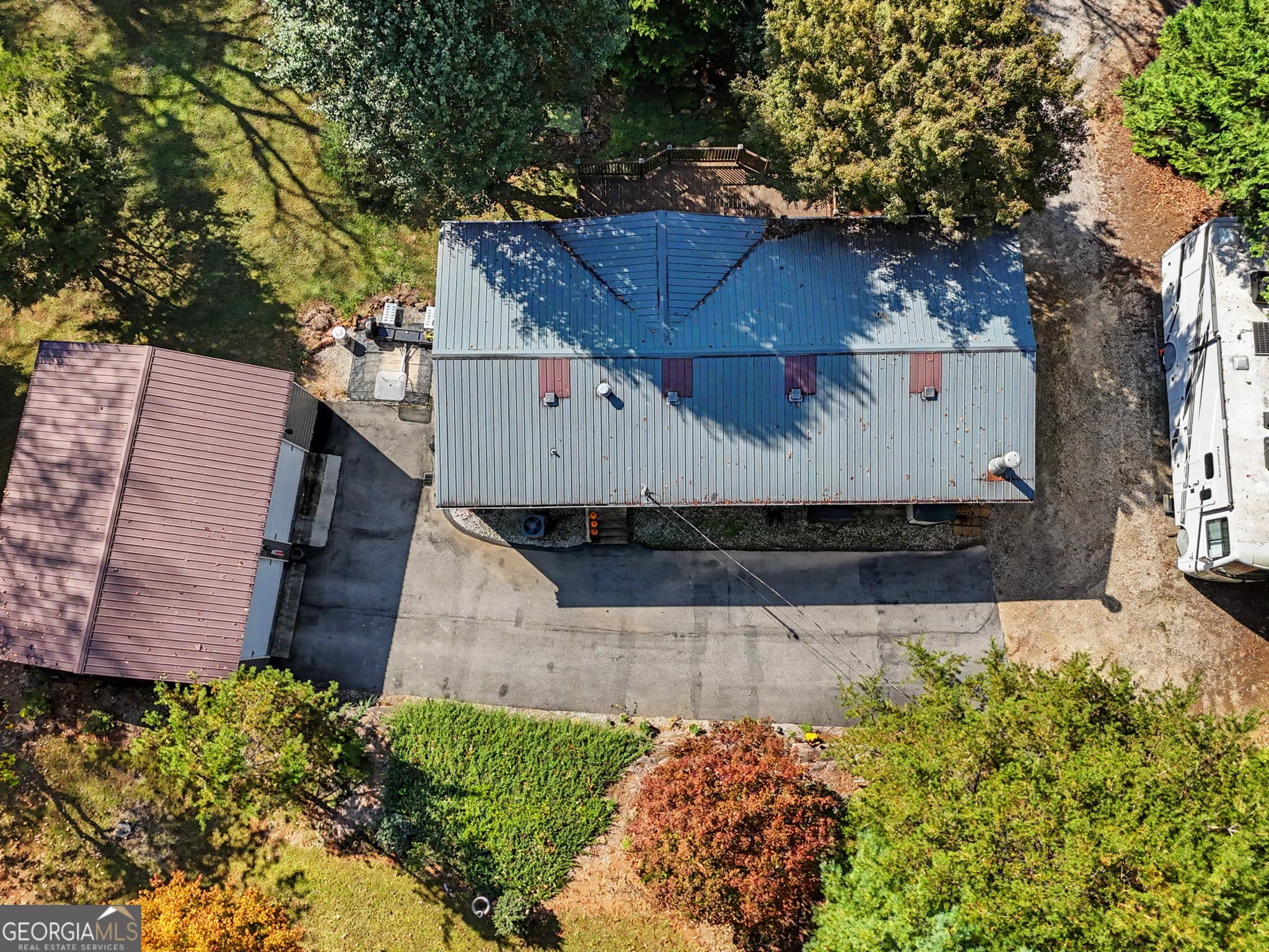 3 bedroom, 2 bathroom, 1,593 sq ft manufactured home,single family residence for sale at 124 Spring Valley Lane, Otto, NC 28763 — photo 4