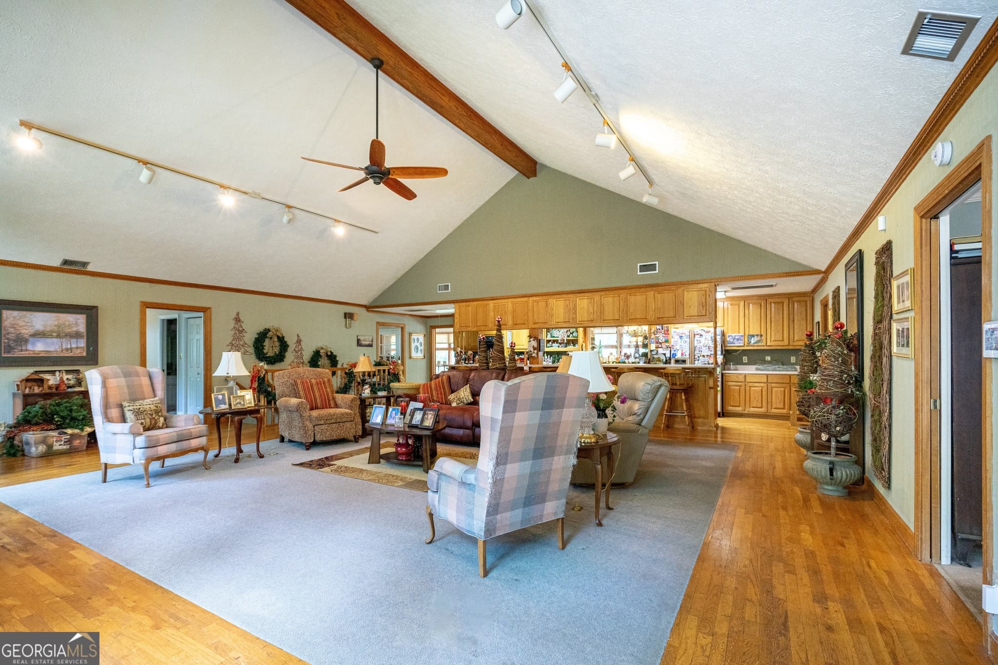 6 bedroom, 4.5 bathroom, 4,336 sq ft single family residence for sale at 4004 White Oak Lane, Lagrange, GA 30240 — photo 7