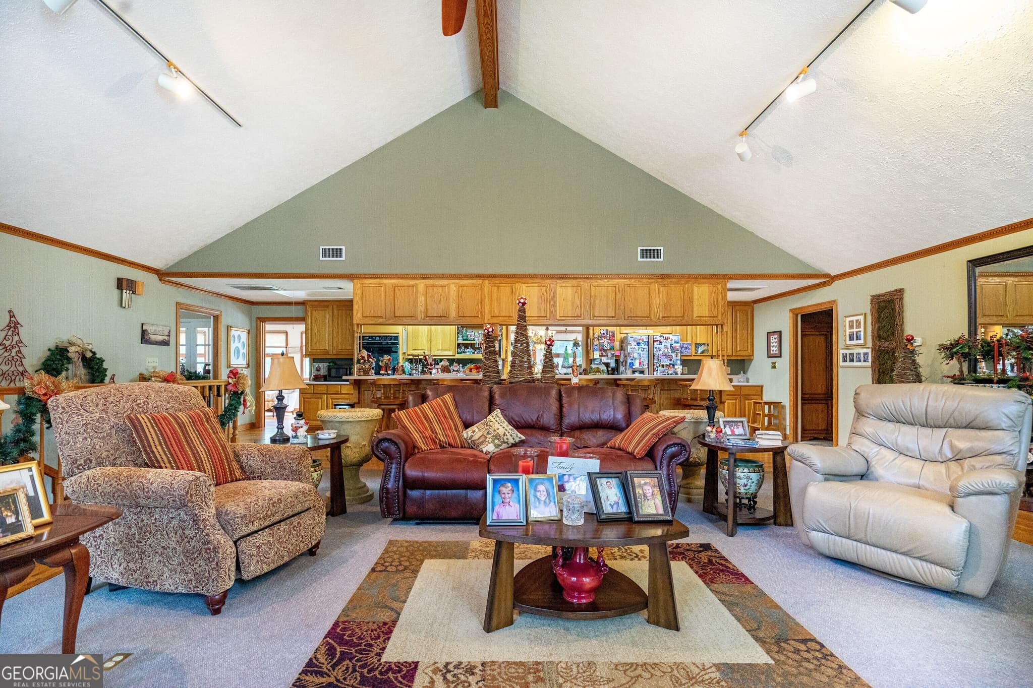 6 bedroom, 4.5 bathroom, 4,336 sq ft single family residence for sale at 4004 White Oak Lane, Lagrange, GA 30240 — photo 9