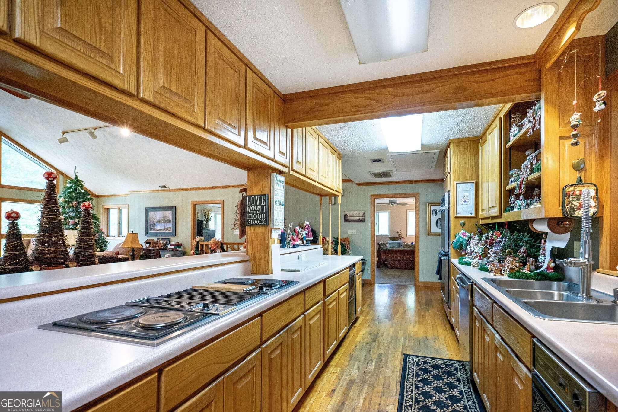 6 bedroom, 4.5 bathroom, 4,336 sq ft single family residence for sale at 4004 White Oak Lane, Lagrange, GA 30240 — photo 10