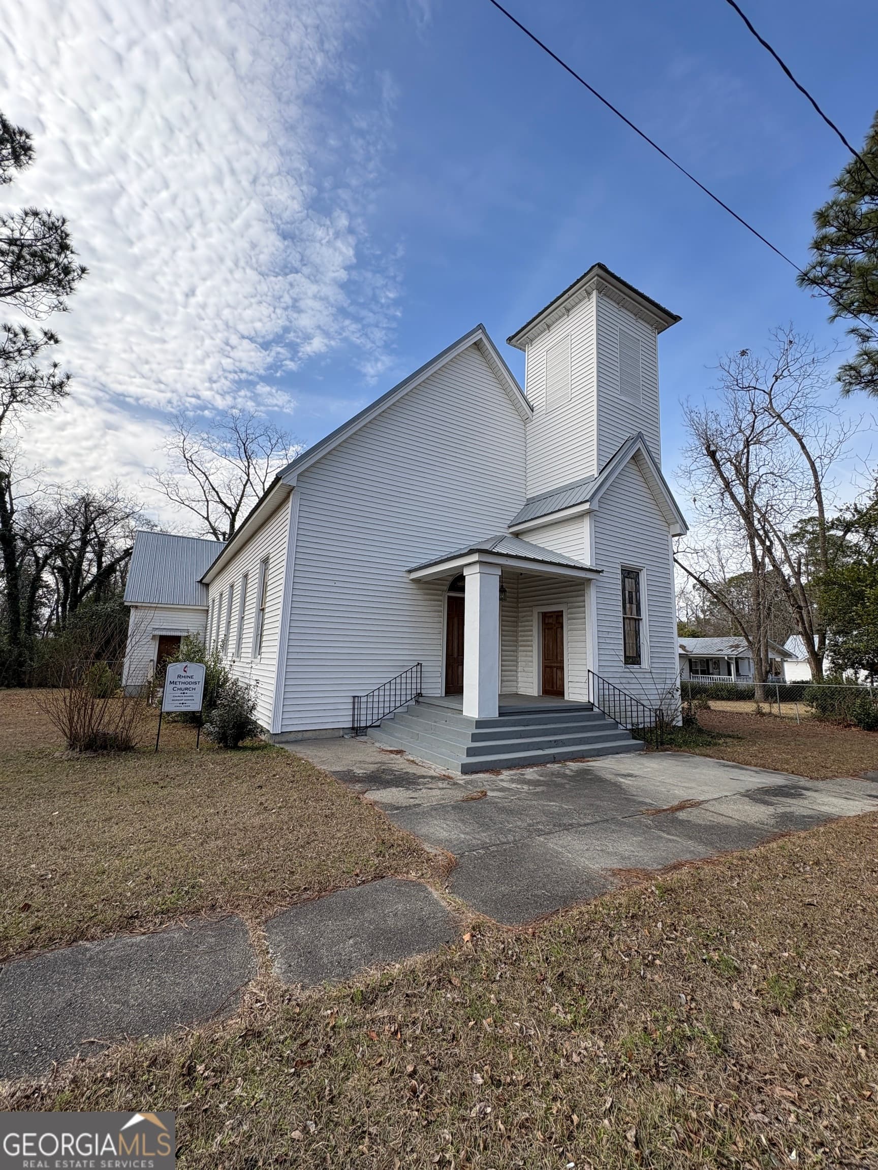 3 bedroom, 1 bathroom, 2,855 sq ft single family residence for sale at 65 Central Street, Rhine, GA 31077 — photo 2