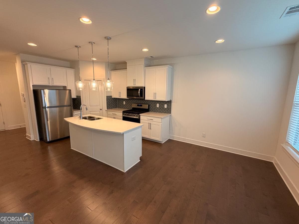 3 bedroom, 2.5 bathroom, 1,774 sq ft townhouse for rent at 14 Steelwood Court, Winder, GA 30680 for $1,975 a month — photo 5