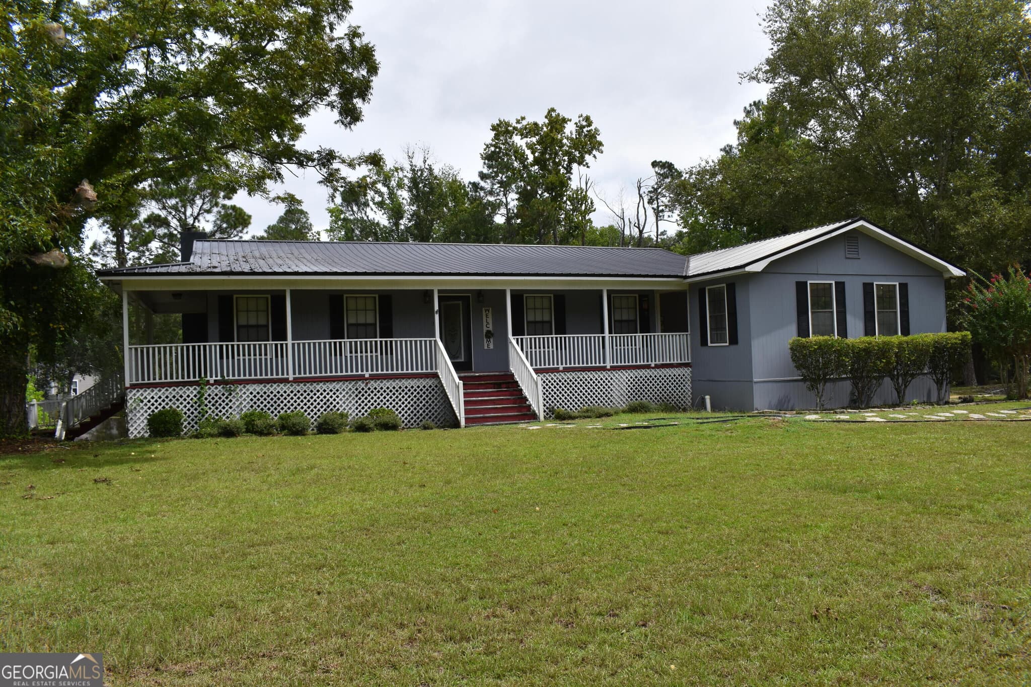 3 bedroom, 2 bathroom, 2,098 sq ft single family residence for sale at 185 Veal Street, Swainsboro, GA 30401