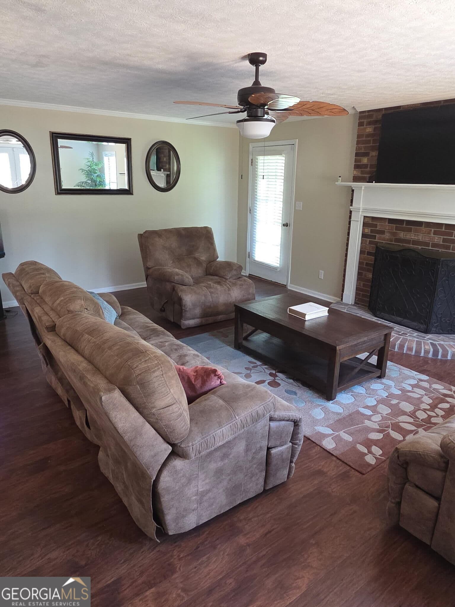 3 bedroom, 2 bathroom, 2,098 sq ft single family residence for sale at 185 Veal Street, Swainsboro, GA 30401 — photo 5