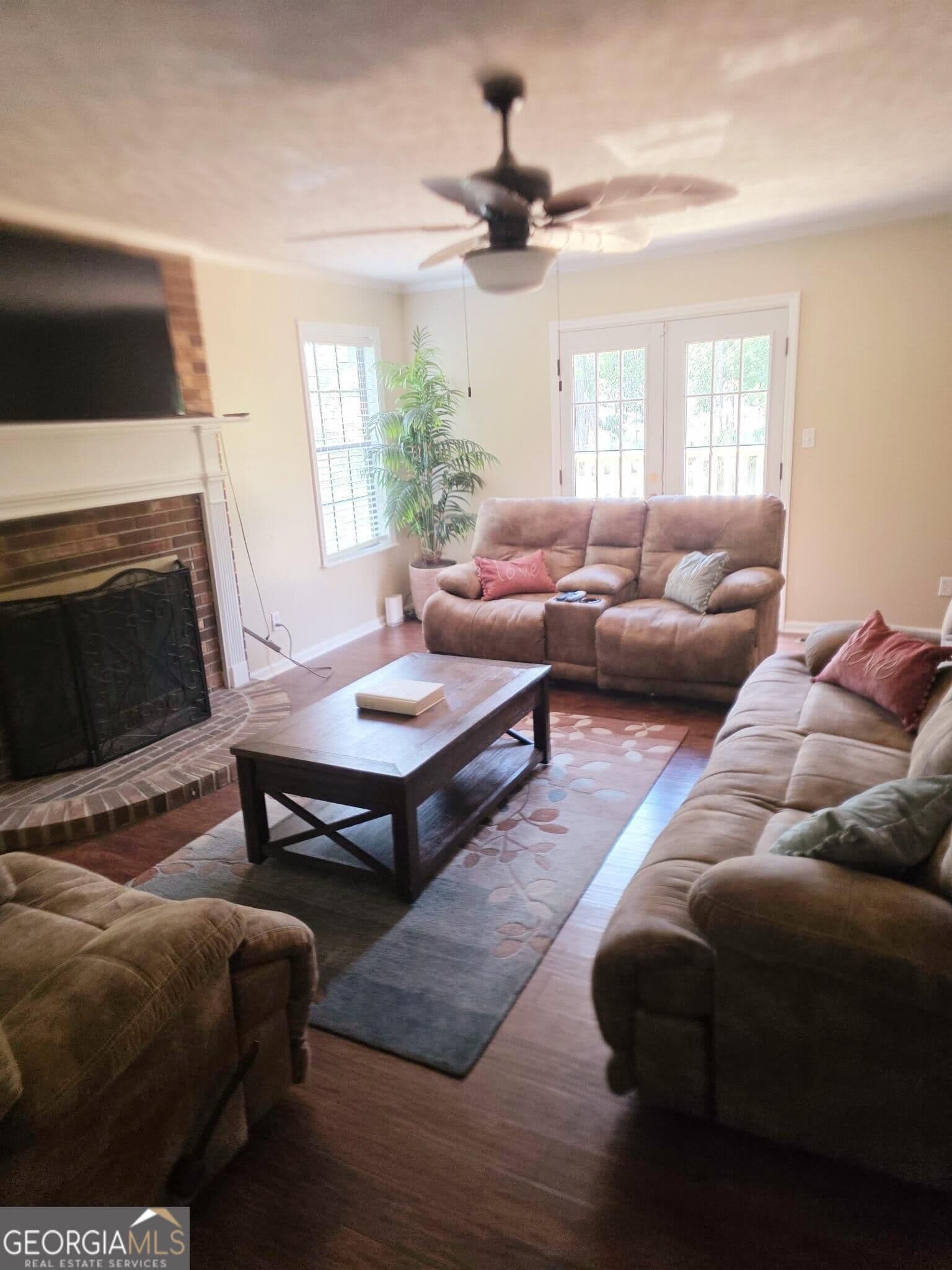 3 bedroom, 2 bathroom, 2,098 sq ft single family residence for sale at 185 Veal Street, Swainsboro, GA 30401 — photo 4
