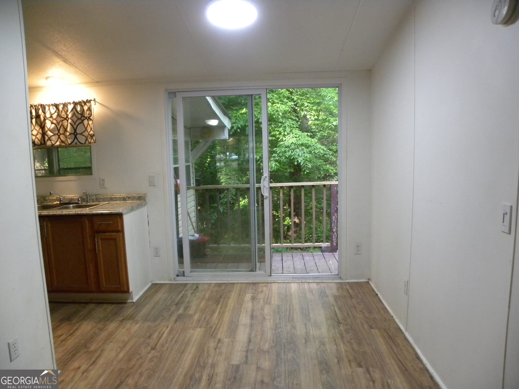 2 bedroom, 2 bathroom, 960 sq ft manufactured home,single family residence for rent at 158 Bell Acres Road, Maysville, GA 30558 for $1,500 a month — photo 6