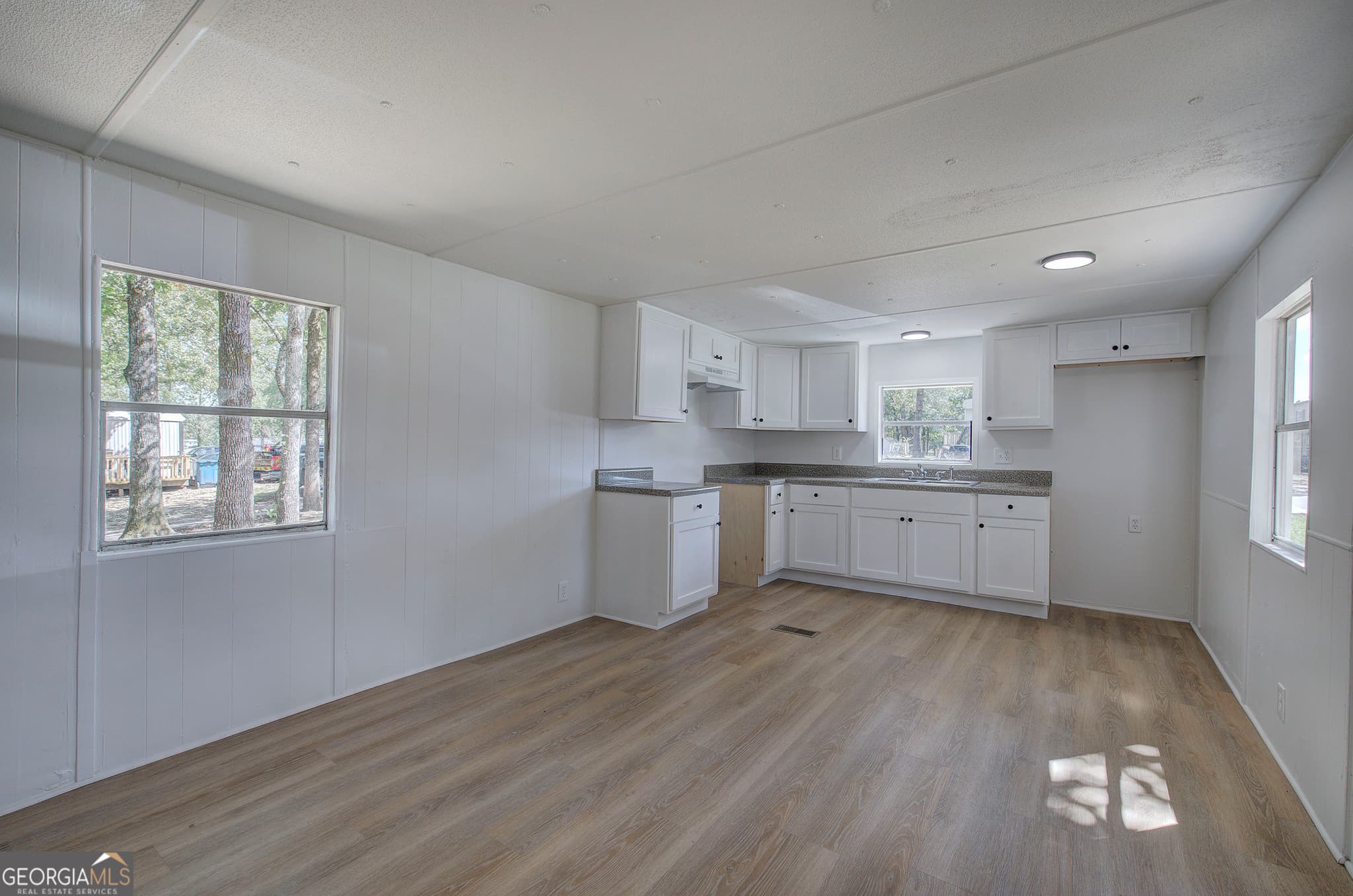 2 bedroom, 1 bathroom, 580 sq ft manufactured home,single family residence for sale at 127 Rising Fawn Trail, Rome, GA 30165 — photo 7