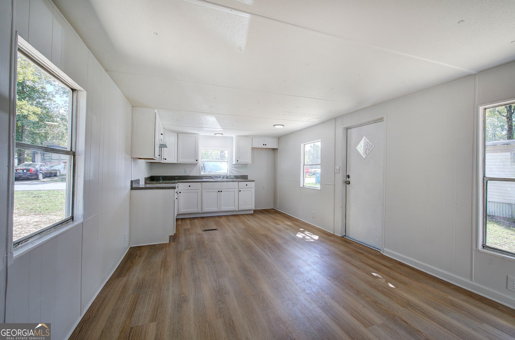 2 bedroom, 1 bathroom, 580 sq ft manufactured home,single family residence for sale at 127 Rising Fawn Trail, Rome, GA 30165 — photo 3