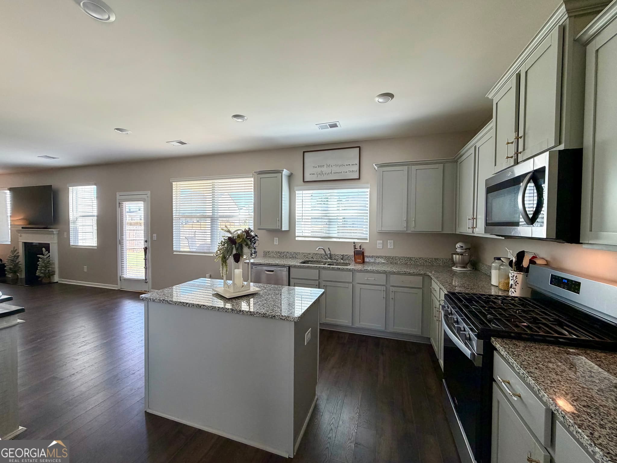 4 bedroom, 2.5 bathroom, 2,700 sq ft single family residence for sale at 384 Condor Court, Statham, GA 30666 — photo 7
