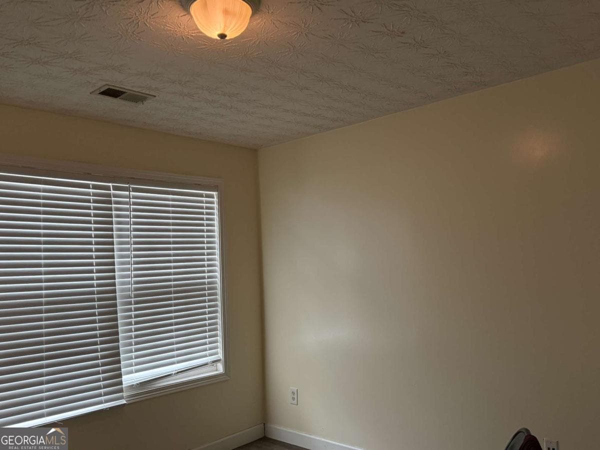 3 bedroom, 2 bathroom, 1,435 sq ft condominium for sale at 312 Ridge Creek Drive, Clarkston, GA 30021 — photo 6