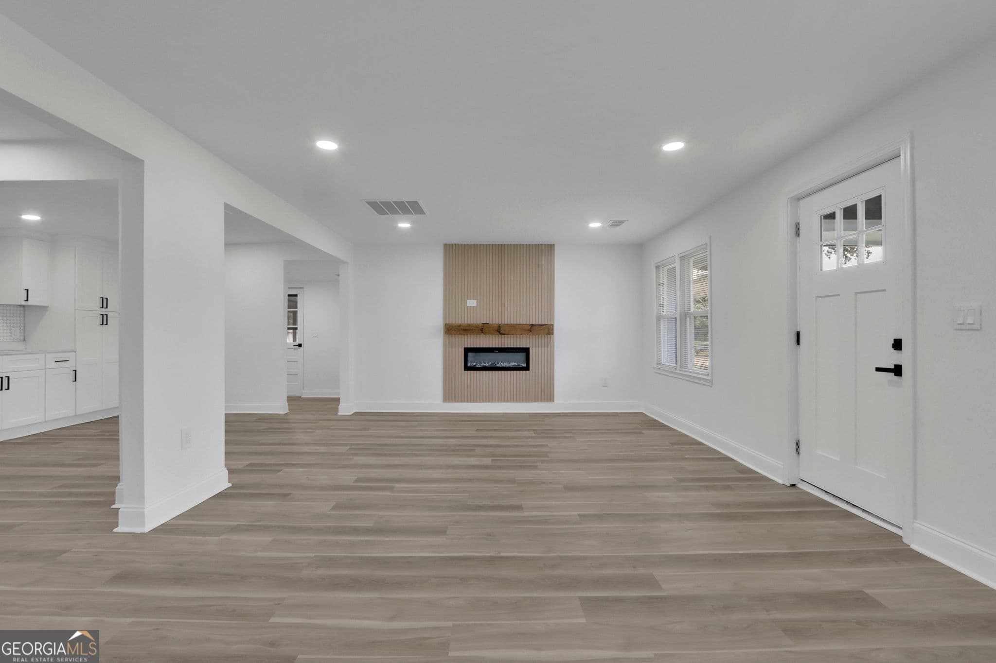 4 bedroom, 2 bathroom, 1,674 sq ft single family residence for sale at 123 Cowan Road, Covington, GA 30016 — photo 7