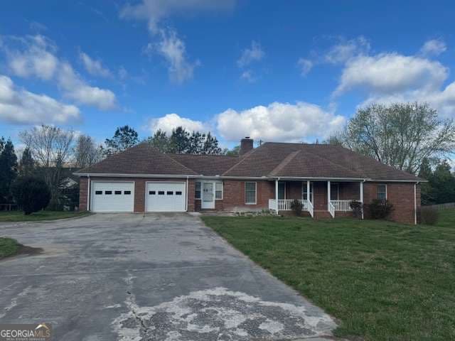 3 bedroom, 2 bathroom, 4,652 sq ft single family residence sold at 5677 Bentley Road, Cumming, GA 30040