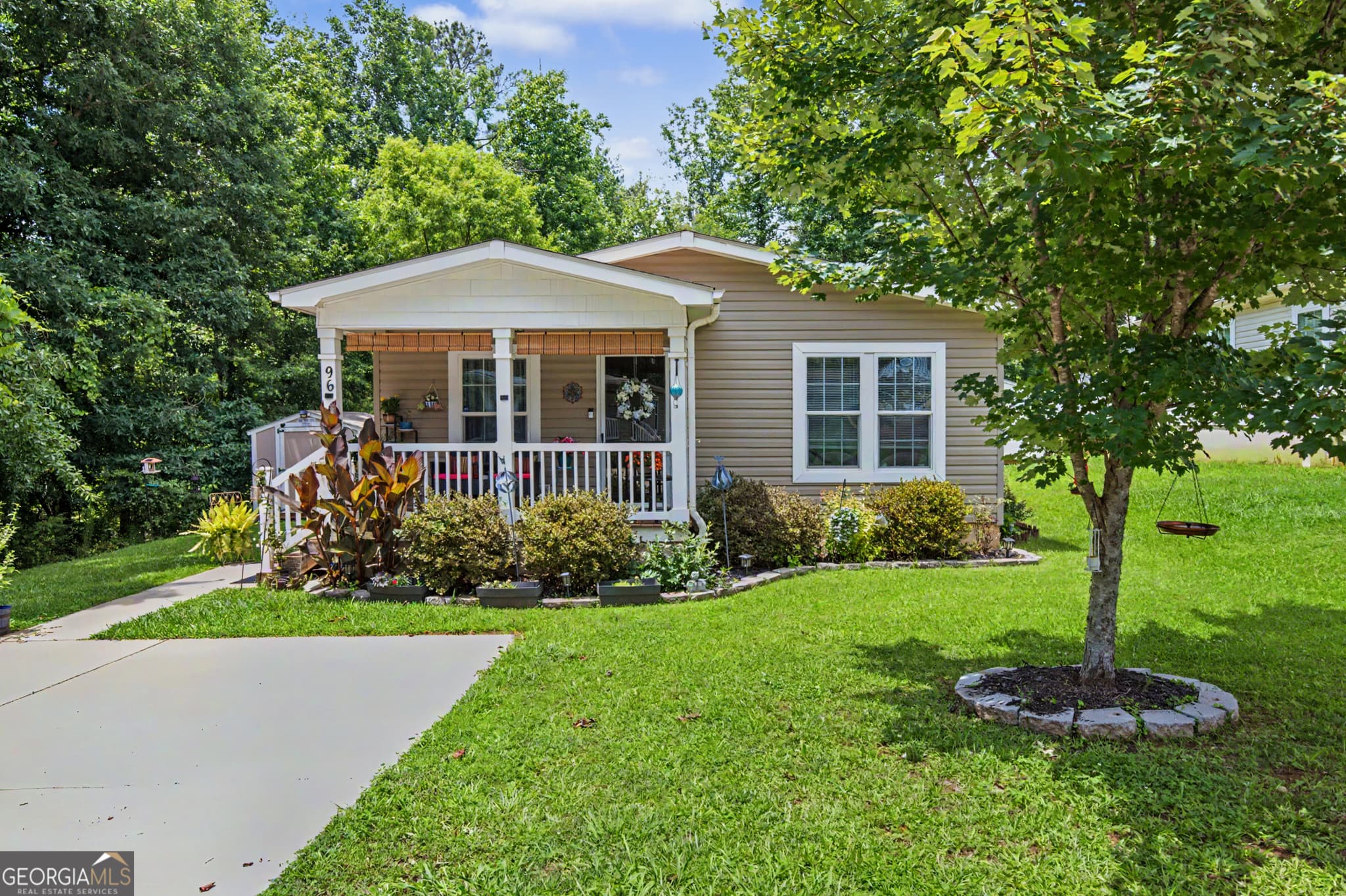 2 bedroom, 2 bathroom, 1,242 sq ft manufactured home,single family residence for sale at 96 Bob White Lane, Newnan, GA 30263