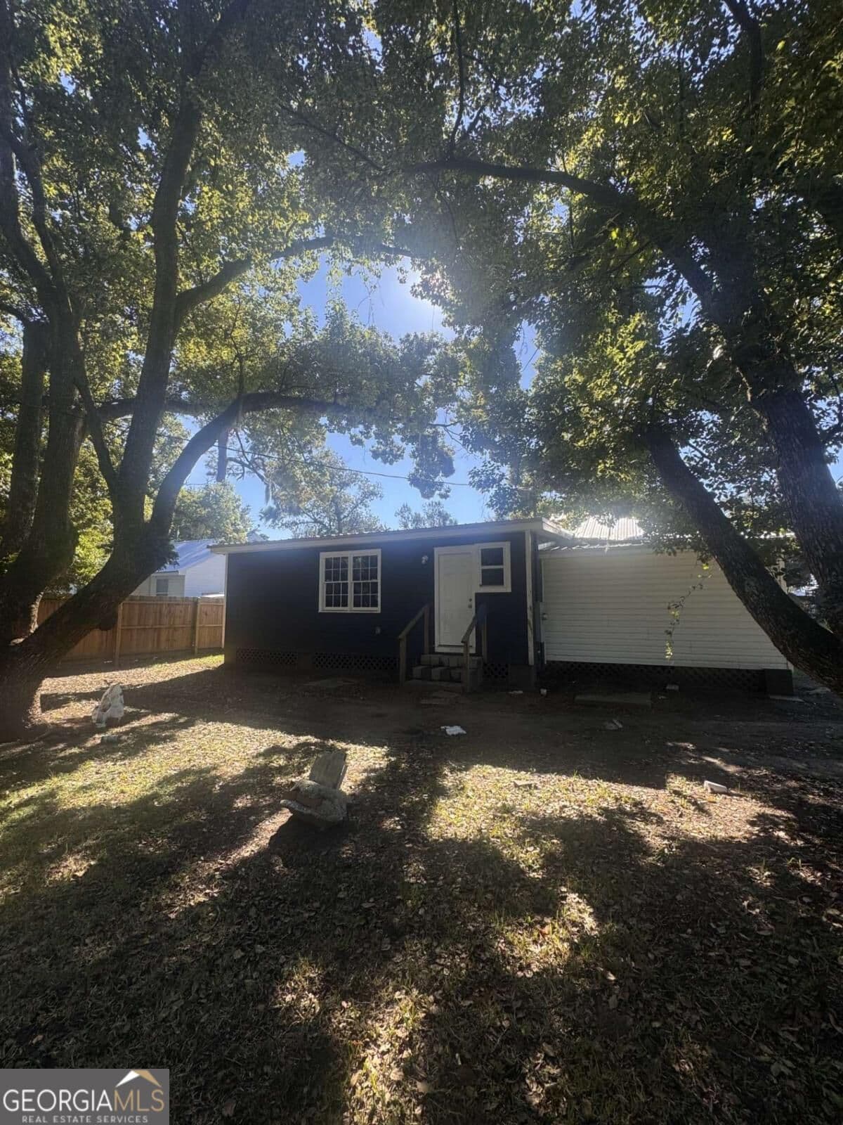 3 bedroom, 2 bathroom, 1,279 sq ft single family residence for sale at 3120 Reynolds Street, Brunswick, GA 31520 — photo 9