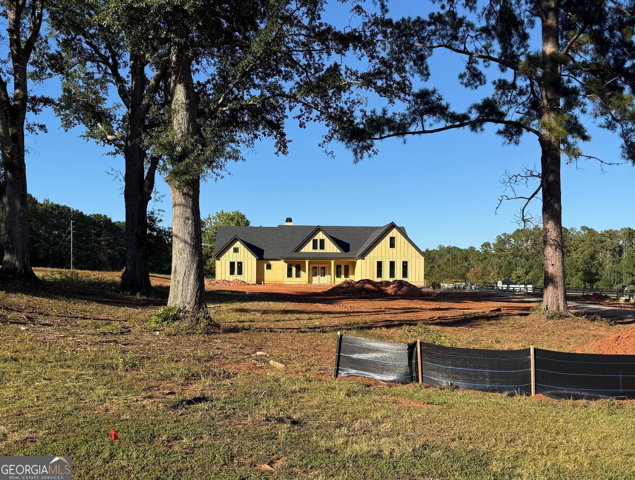 4 bedroom, 3 bathroom, 2,550 sq ft single family residence for sale at LOT 3 Lake Point Drive, Williamson, GA 30292 — photo 3