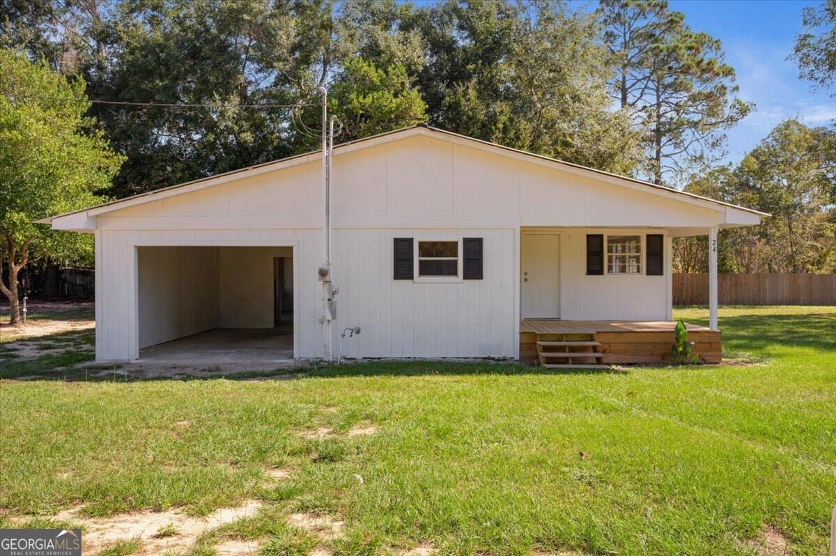 4 bedroom, 3 bathroom, 1,150 sq ft manufactured home,single family residence for sale at 24 Sangster Road, Jesup, GA 31545 — photo 6