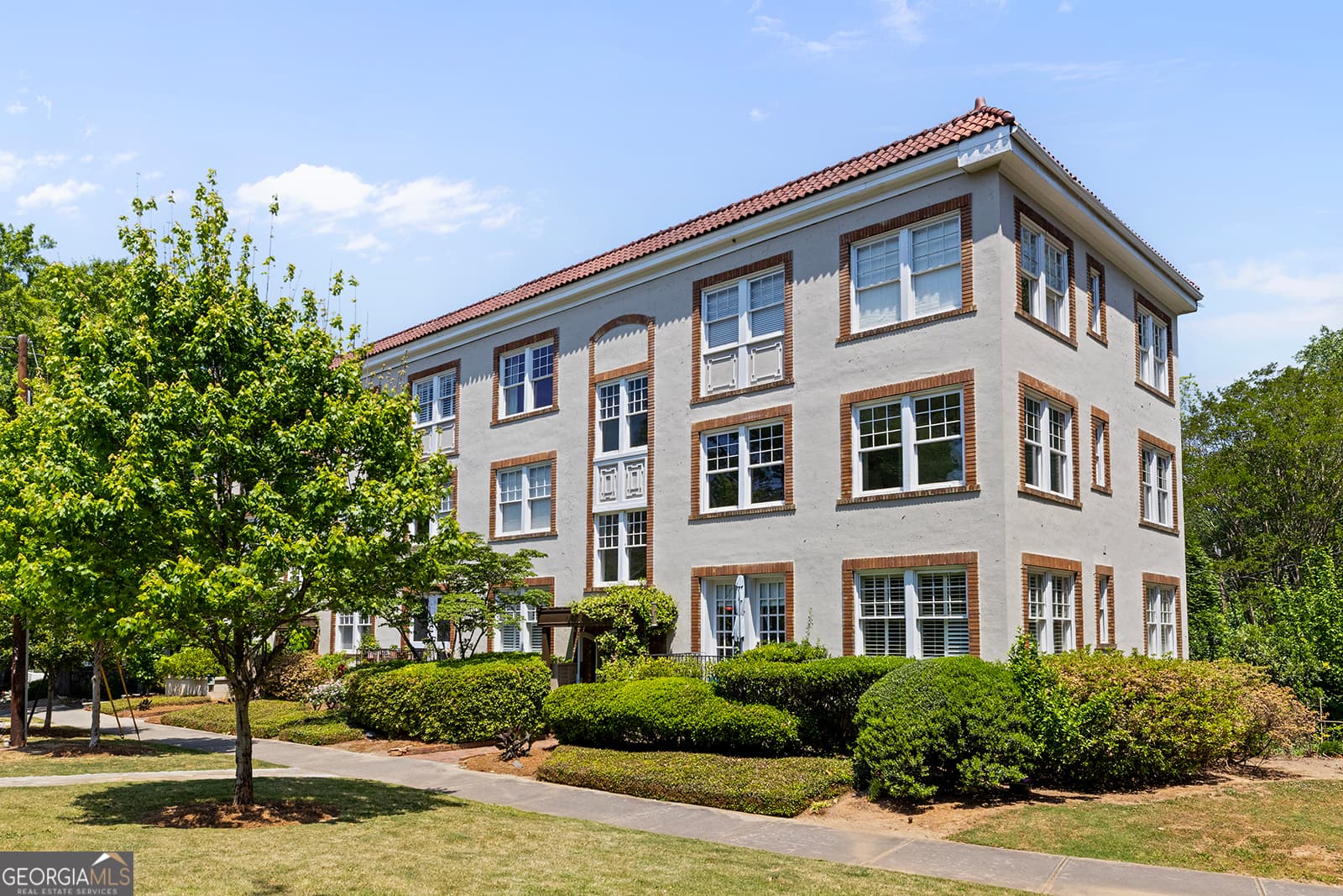 2 bedroom, 1 bathroom, 1,050 sq ft condominium for sale at 7 Park Lane APT J, Atlanta, GA 30309 — photo 6