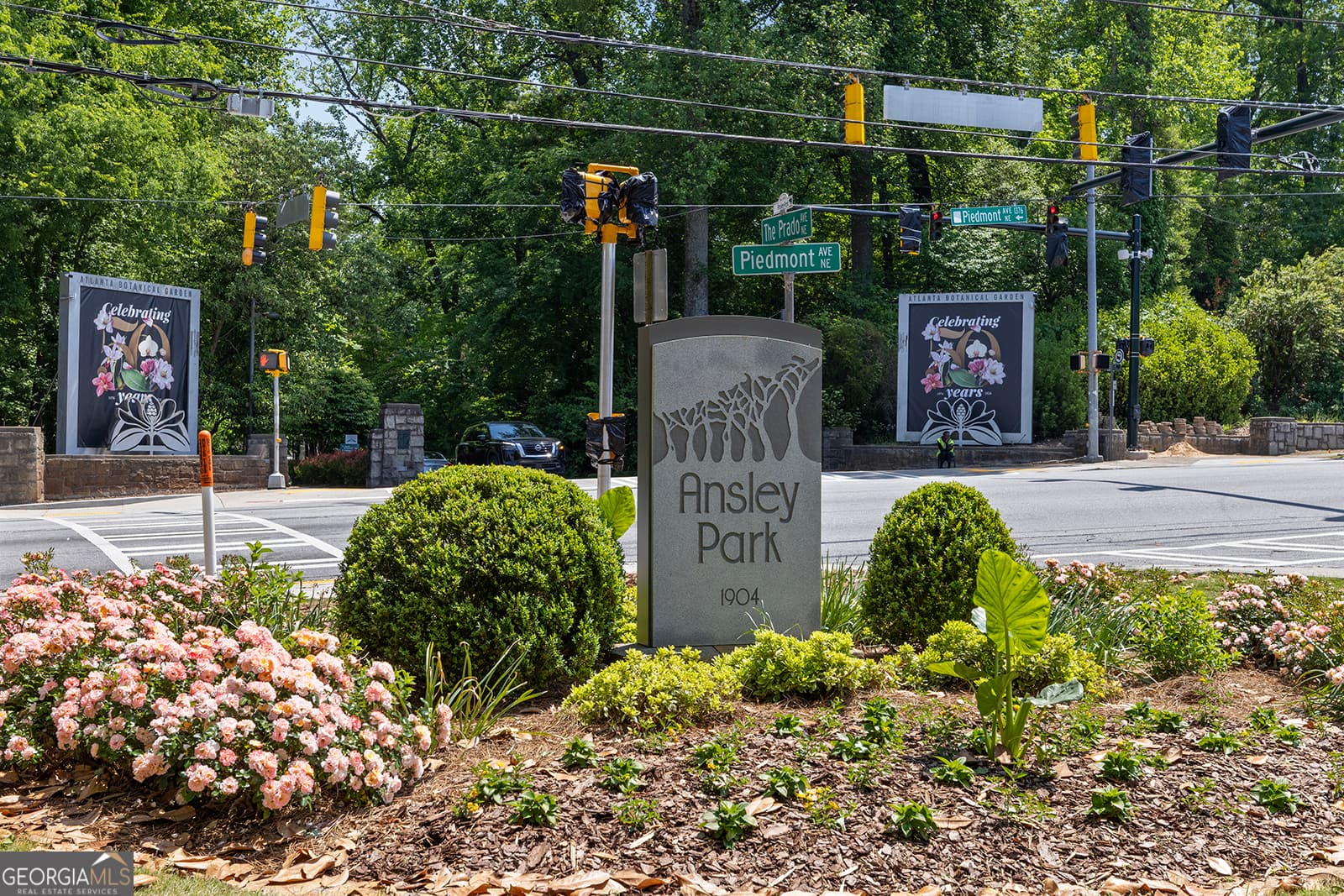 2 bedroom, 1 bathroom, 1,050 sq ft condominium for sale at 7 Park Lane APT J, Atlanta, GA 30309 — photo 7