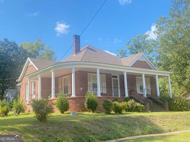 3 bedroom, 1 bathroom, 1,885 sq ft single family residence for sale at 1201 6th Avenue, West Point, GA 31833