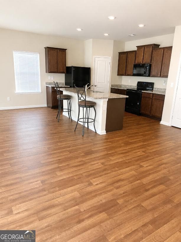 4 bedroom, 2.5 bathroom, 2,076 sq ft single family residence for sale at 10855 Wheeler Trace, Hampton, GA 30228 — photo 2