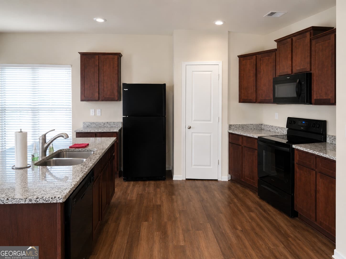 4 bedroom, 2.5 bathroom, 2,076 sq ft single family residence for sale at 10855 Wheeler Trace, Hampton, GA 30228 — photo 3