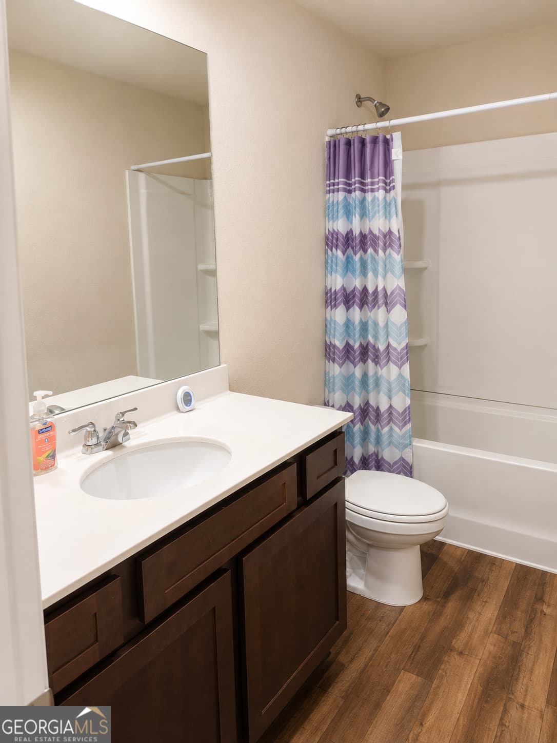 4 bedroom, 2.5 bathroom, 2,076 sq ft single family residence for sale at 10855 Wheeler Trace, Hampton, GA 30228 — photo 8