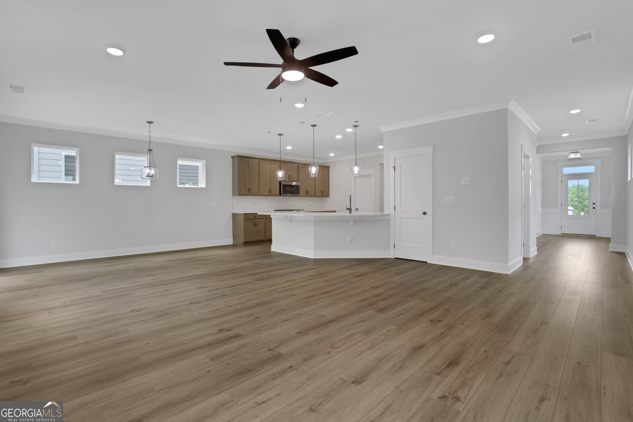 3 bedroom, 2.5 bathroom, 2,335 sq ft single family residence for sale at 210 Trace Bluff, Dawsonville, GA 30534 — photo 8