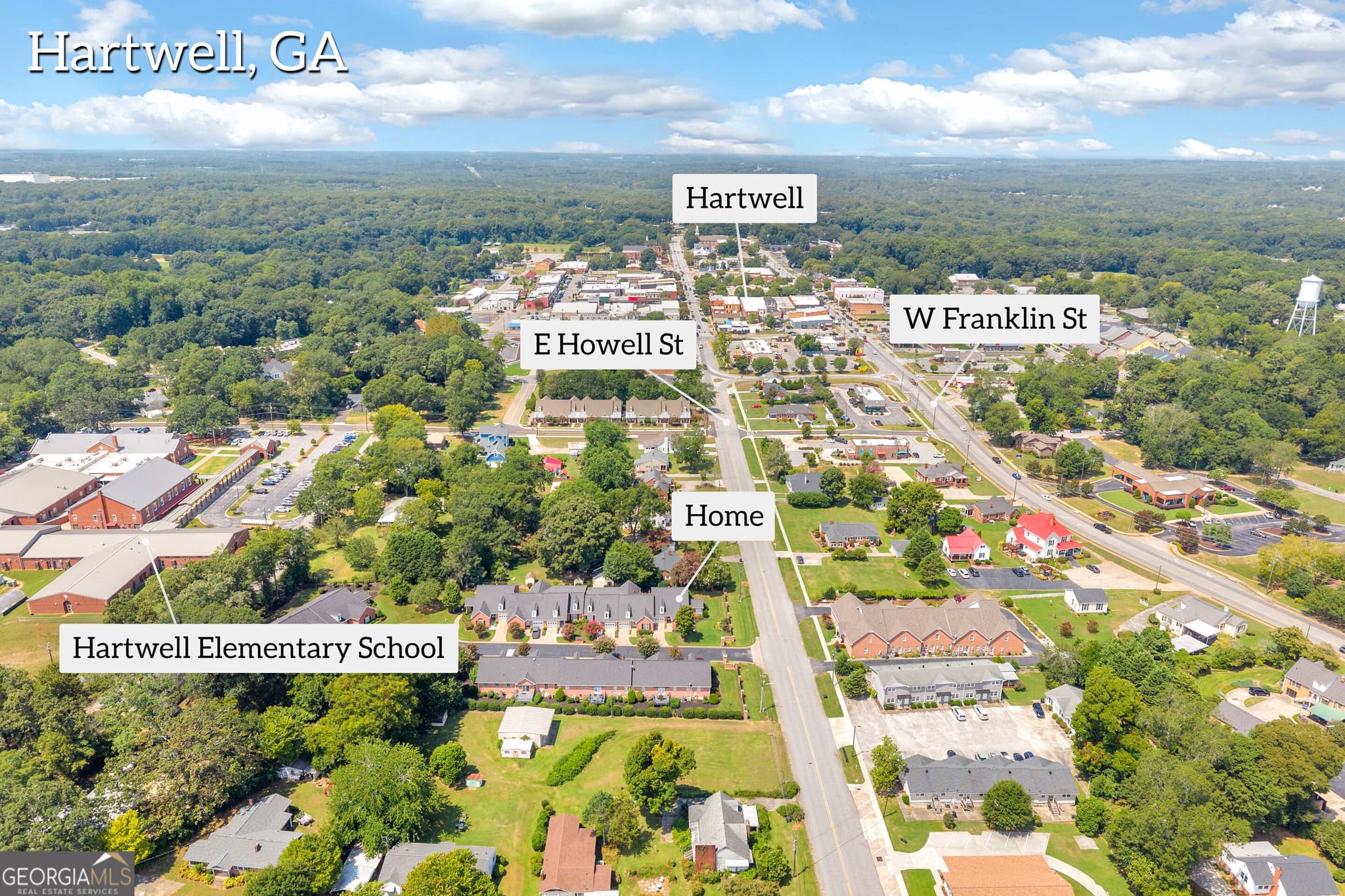 2 bedroom, 2 bathroom, 1,771 sq ft townhouse for sale at 18 Somerset Court, Hartwell, GA 30643 — photo 4