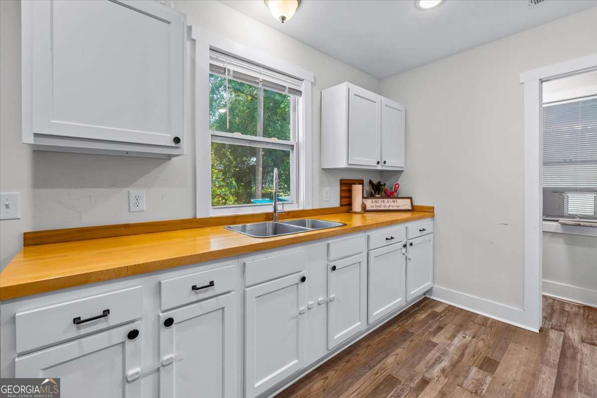 1 bedroom, 1 bathroom single family residence for sale at 204 N Ash Street, Springfield, GA 31329 — photo 9