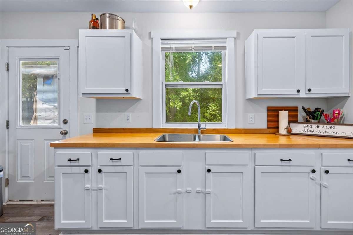 1 bedroom, 1 bathroom single family residence for sale at 204 N Ash Street, Springfield, GA 31329 — photo 10