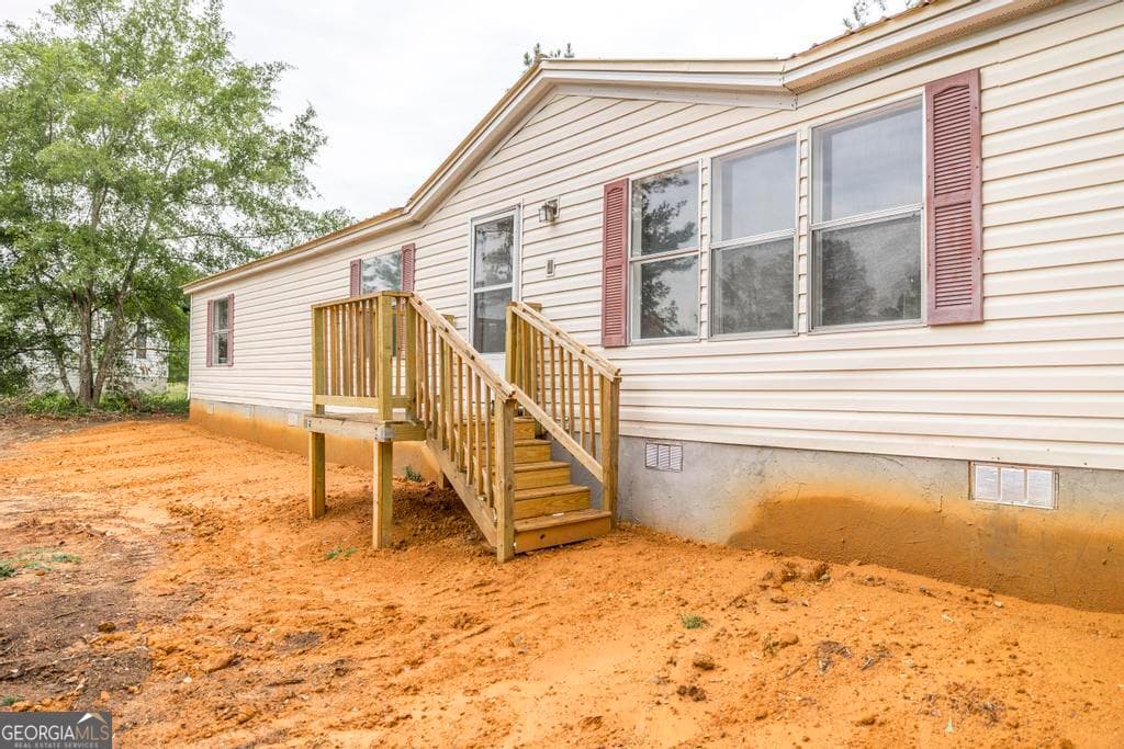 4 bedroom, 2 bathroom, 1,972 sq ft manufactured home,single family residence for sale at 150 Parker Drive, Macon, GA 31217 — photo 6