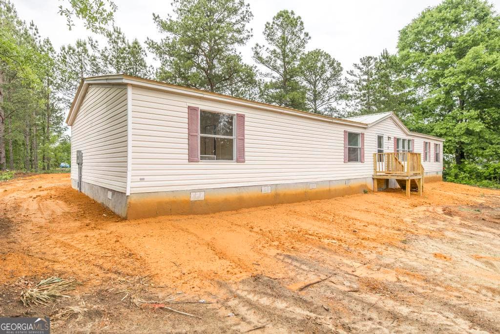 4 bedroom, 2 bathroom, 1,972 sq ft manufactured home,single family residence for sale at 150 Parker Drive, Macon, GA 31217 — photo 5