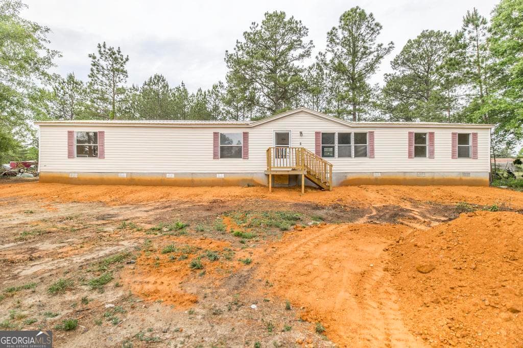4 bedroom, 2 bathroom, 1,972 sq ft manufactured home,single family residence for sale at 150 Parker Drive, Macon, GA 31217 — photo 4