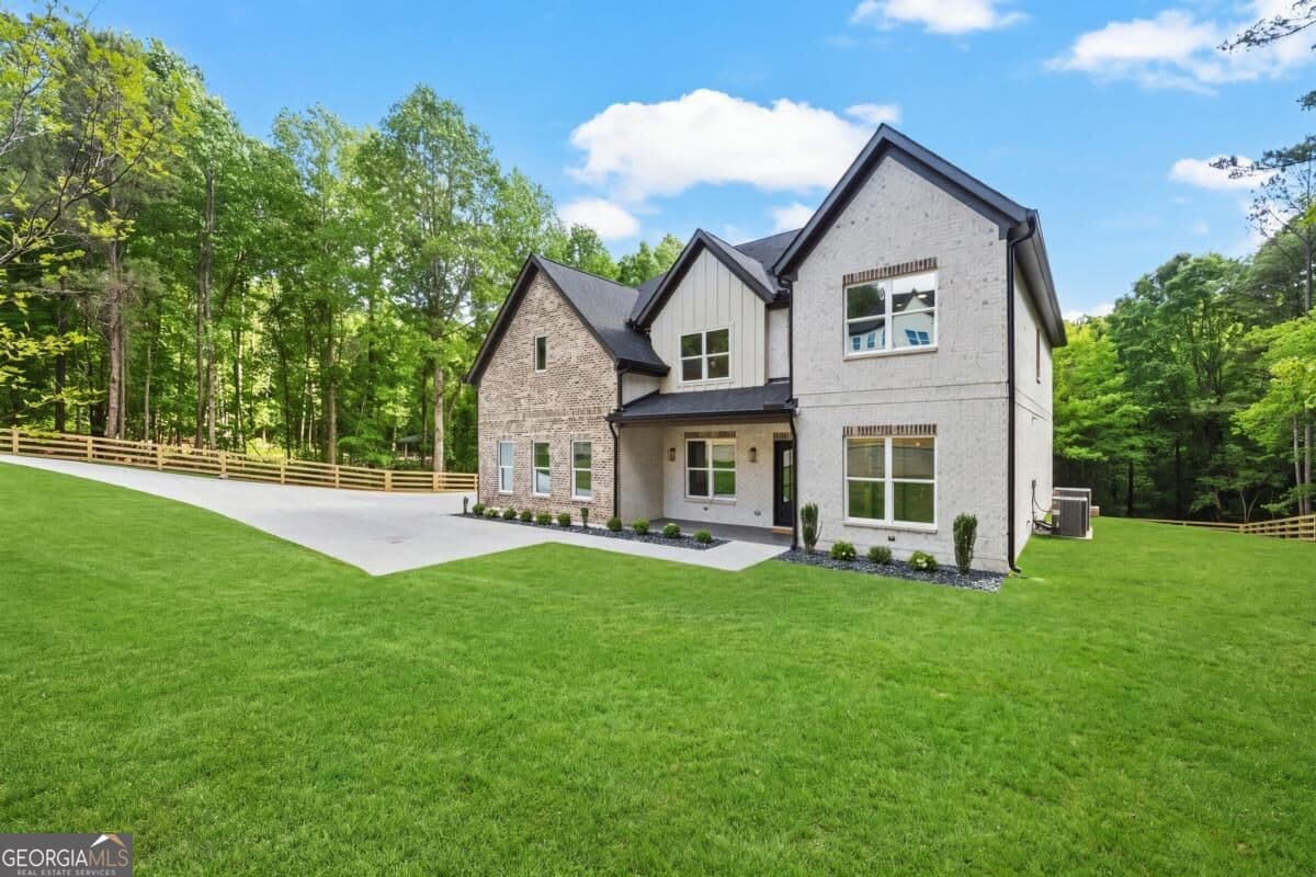 4 bedroom, 4.5 bathroom, 5,200 sq ft single family residence for sale at 3461 Callie Still Road, Lawrenceville, GA 30045 — photo 7