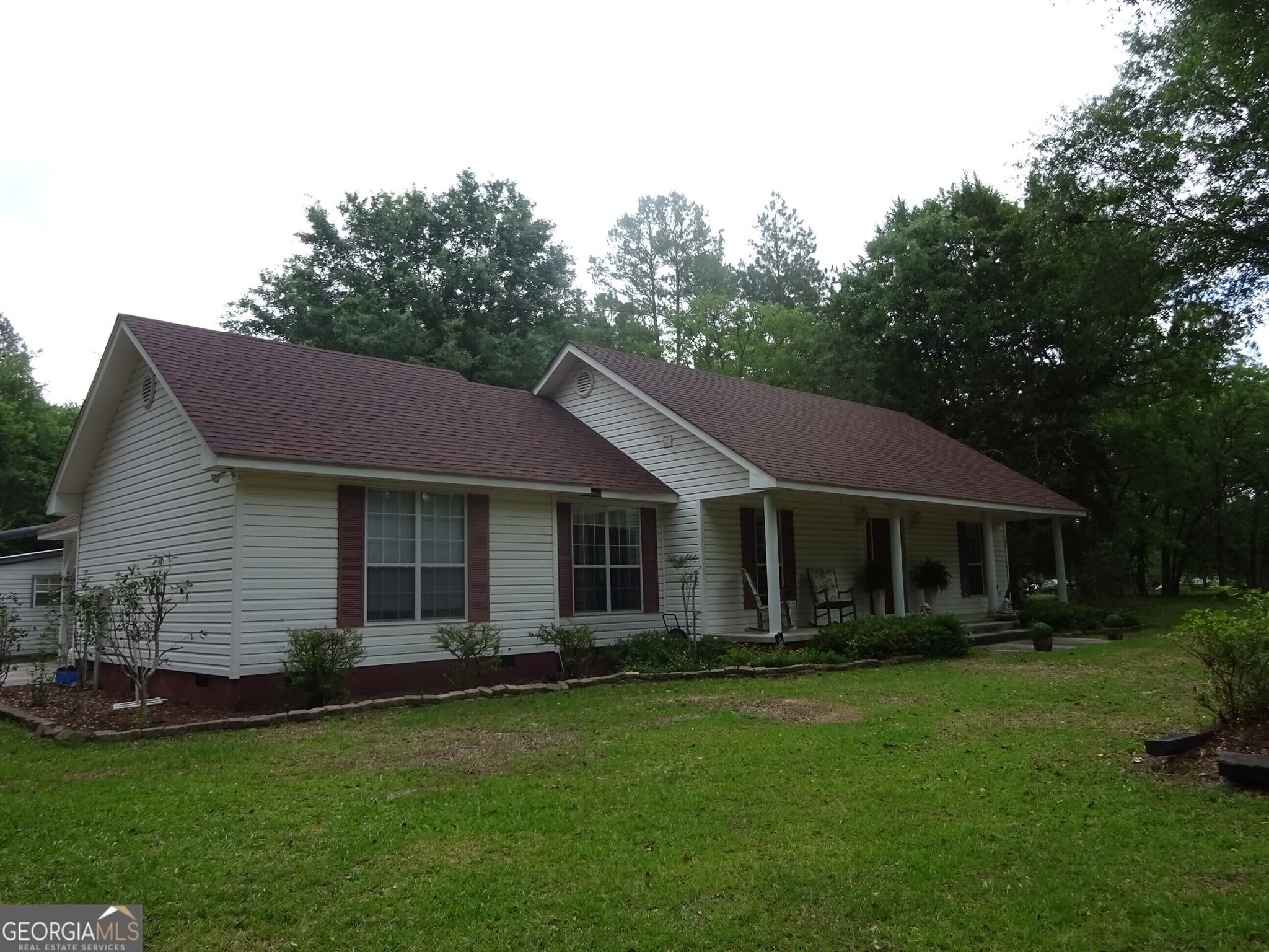 3 bedroom, 2 bathroom, 1,639 sq ft single family residence sold at 220 Woodpecker Trail, Claxton, GA 30417