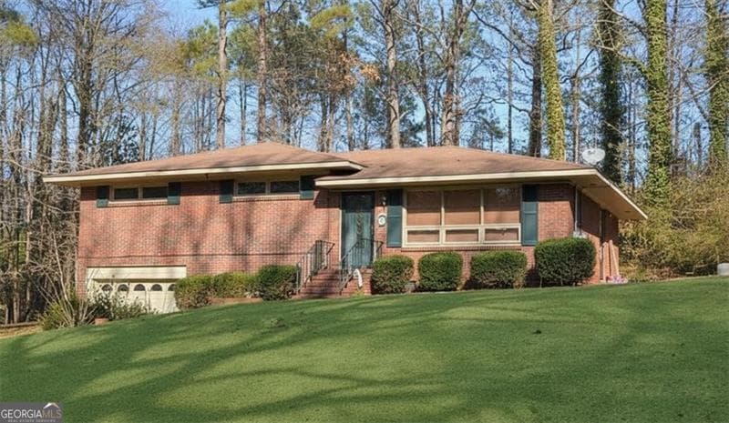 4 bedroom, 2 bathroom, 3,888 sq ft single family residence for sale at 1204 CLUB HOUSE, Columbus, GA 31903 — photo 3
